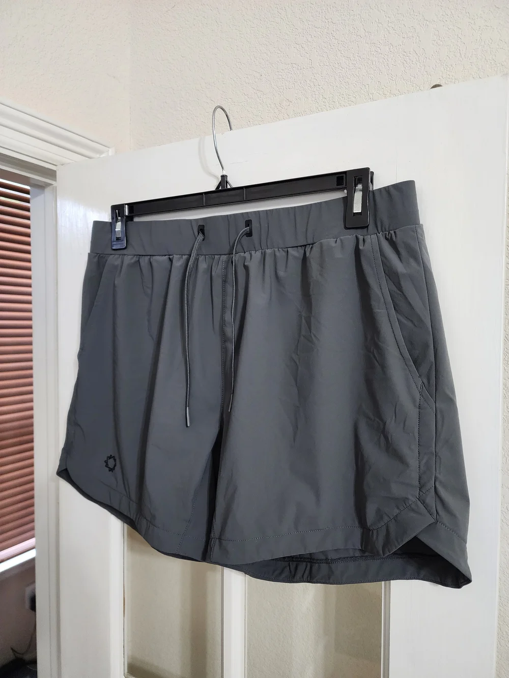 SquidHaus HAUS Essential Performance Shorts Men's XL Gray Stretch Athletic 5.5